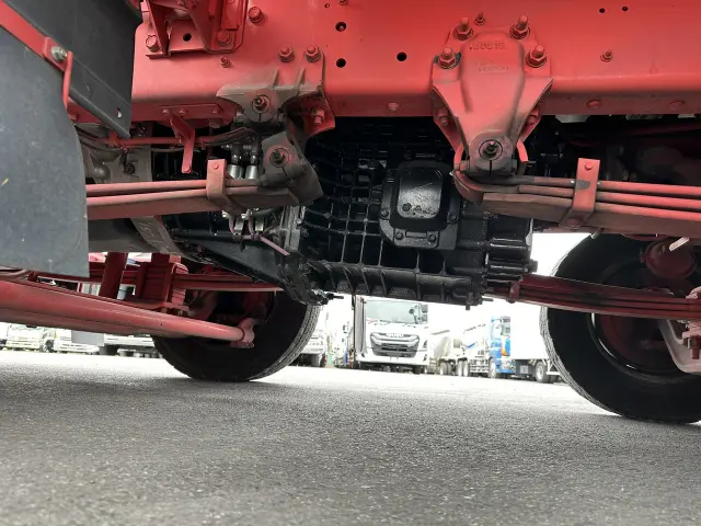 いすゞ ギガ 2PG-CYJ77Dの写真26