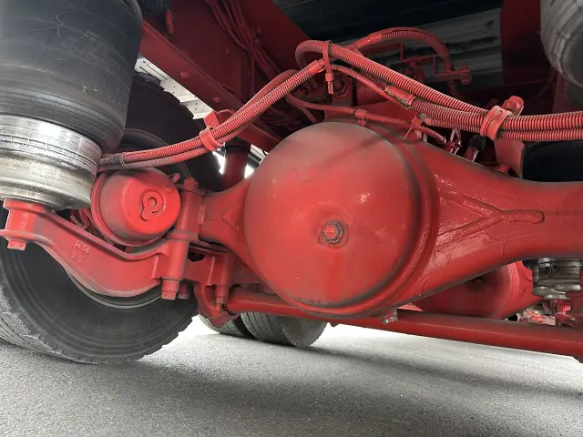 いすゞ ギガ 2PG-CYJ77Dの写真28