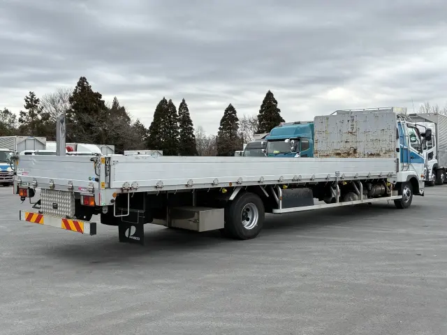 三菱 ファイター 2KG-FK61Fの写真2