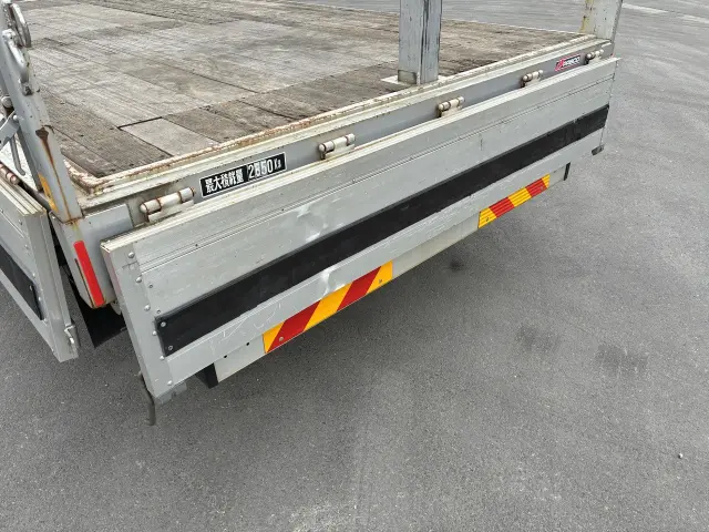 三菱 ファイター 2KG-FK61Fの写真16