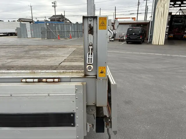 三菱 ファイター 2KG-FK61Fの写真18