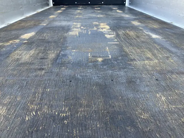 三菱 キャンター 2PG-FEB90の写真12