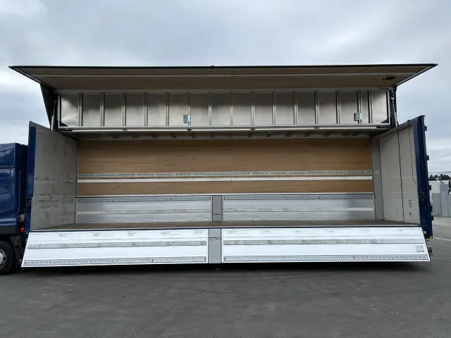 ＵＤ クオン 2PG-CG4FAの写真5