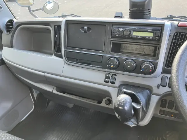 三菱 キャンター 2RG-FBA20の写真21