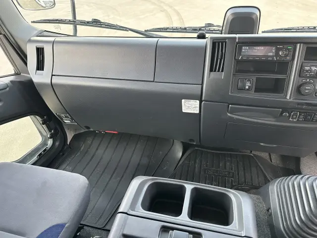 いすゞ フォワード 2RG-FRR90T2の写真22