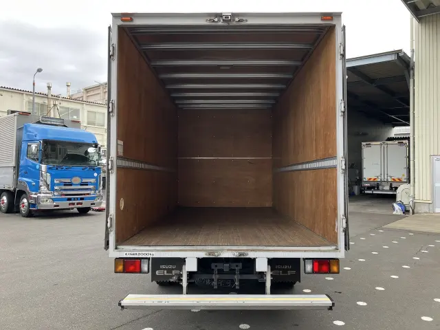 いすゞ エルフ TRG-NPR85ANの写真12