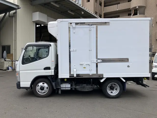 三菱 キャンター 2PG-FBAV0の写真4