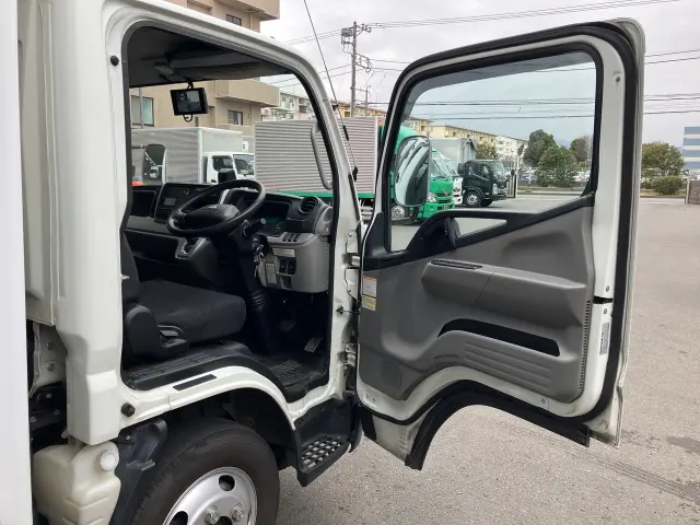 三菱 キャンター 2PG-FBAV0の写真19
