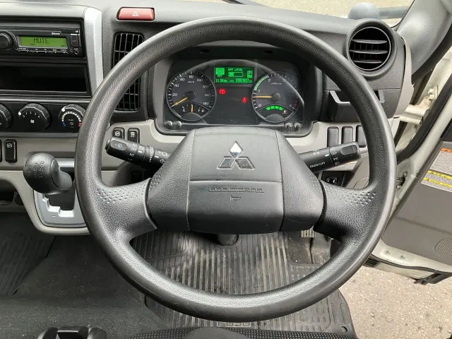 三菱 キャンター 2PG-FBAV0の写真20