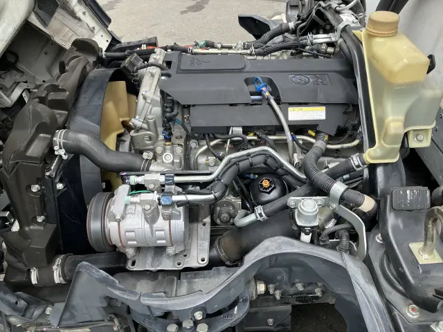 三菱 キャンター 2PG-FBAV0の写真24