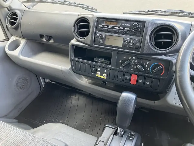 日野 デュトロ TKG-XZC600Mの写真22