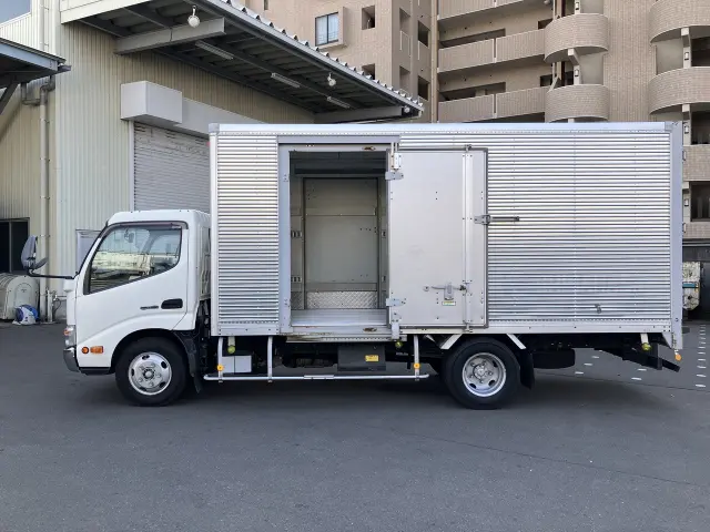 日野 デュトロ TKG-XZU650Mの写真5