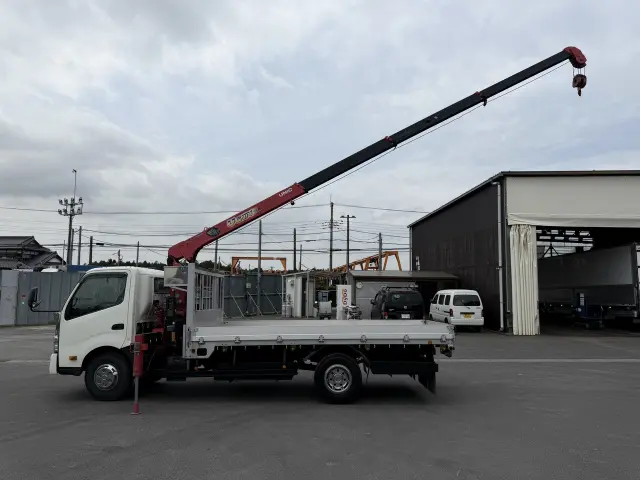 日野 デュトロ TKG-XZU720Mの写真5