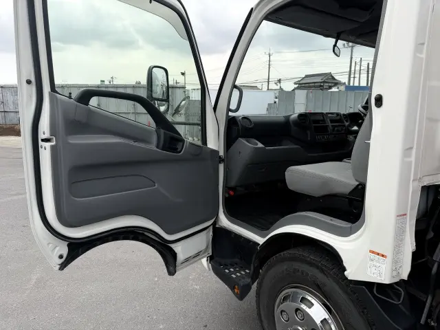 日野 デュトロ TKG-XZU720Mの写真22