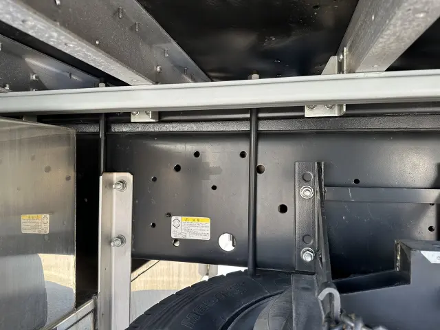 いすゞ ギガ 2PG-CYJ77Dの写真30