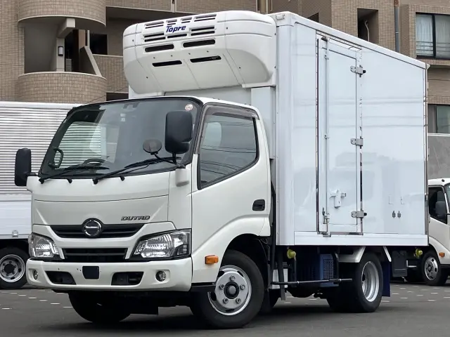 日野 デュトロ TKG-XZU605Mの写真1