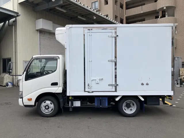 日野 デュトロ TKG-XZU605Mの写真4