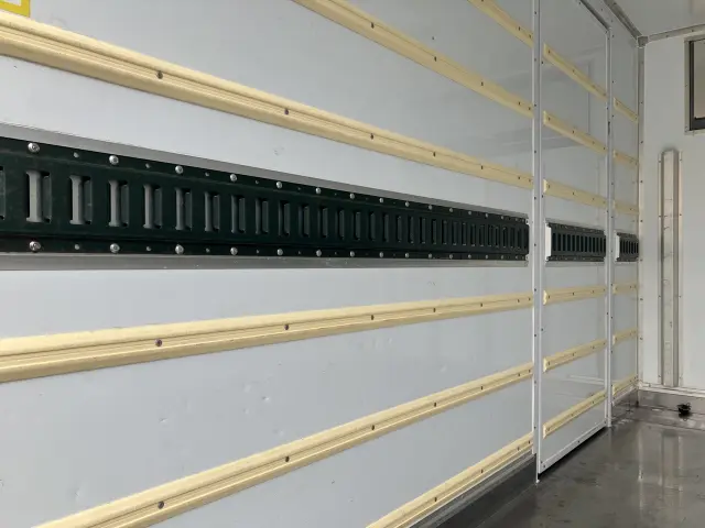 日野 デュトロ TKG-XZU605Mの写真14