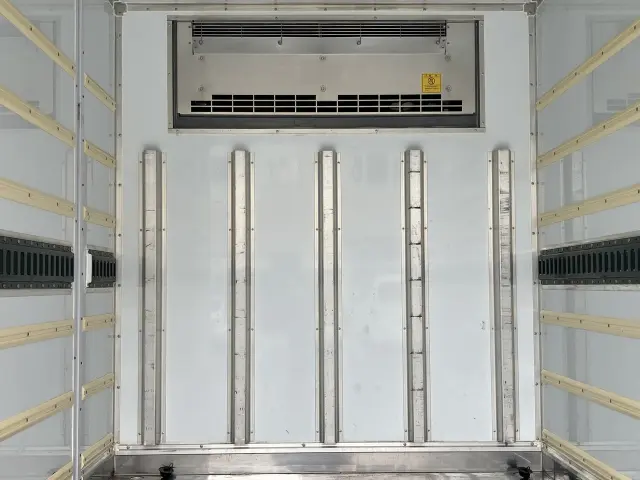 日野 デュトロ TKG-XZU605Mの写真17