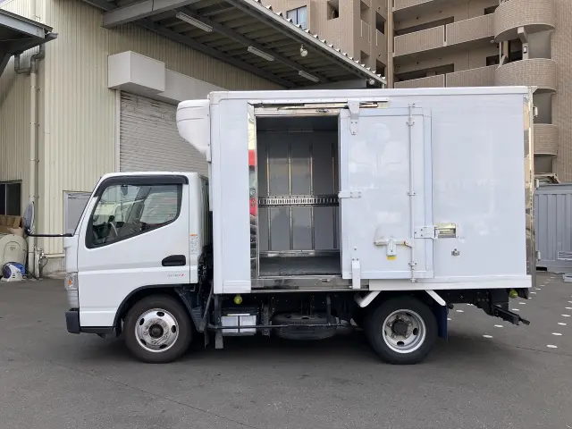 三菱 キャンター 2PG-FBAV0の写真5