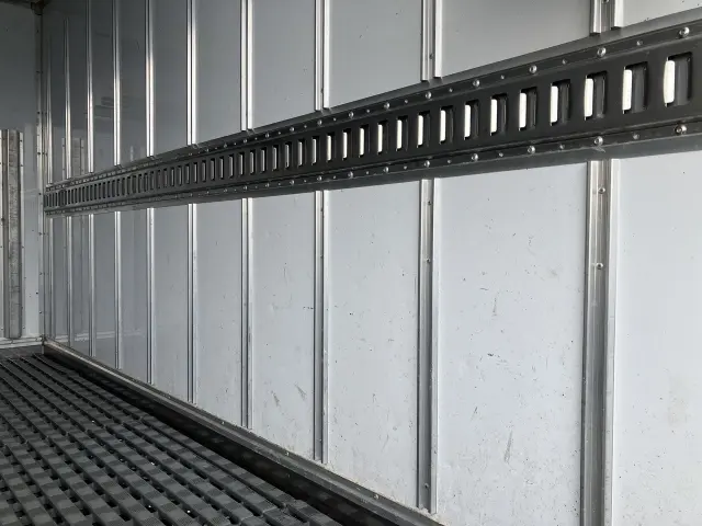 三菱 キャンター 2PG-FBAV0の写真18