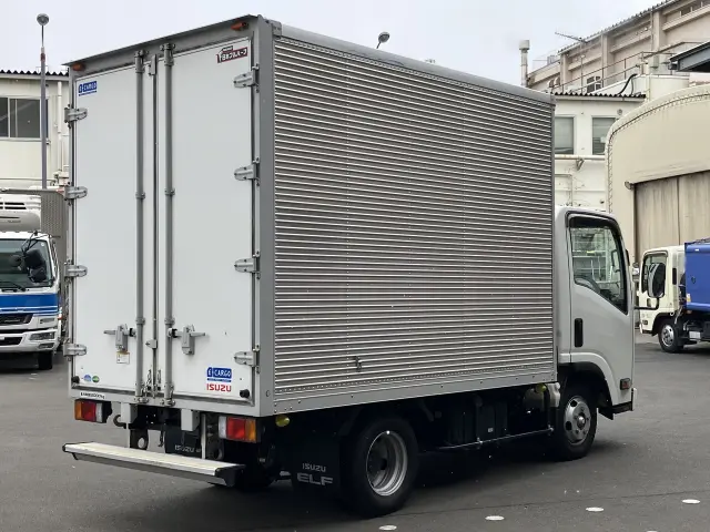 いすゞ エルフ TRG-NLR85ANの写真2