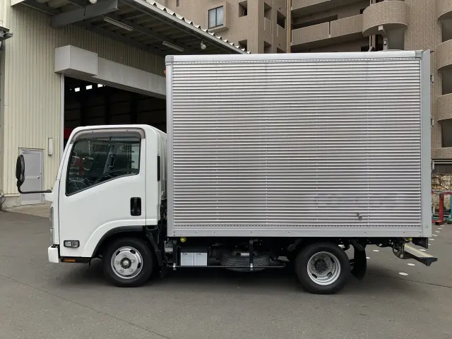 いすゞ エルフ TRG-NLR85ANの写真4