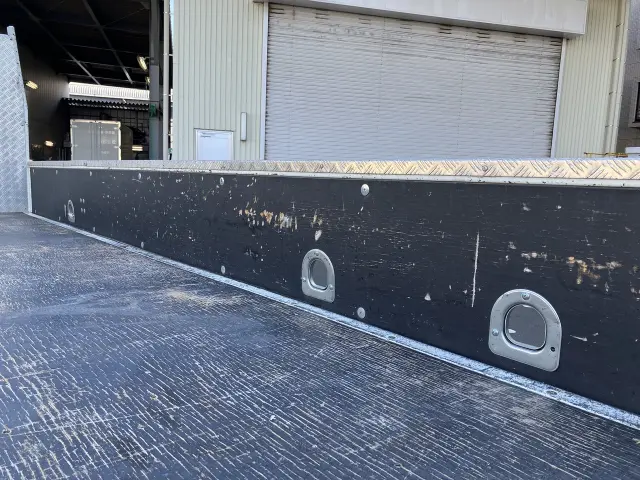 三菱 キャンター 2PG-FEB80の写真15