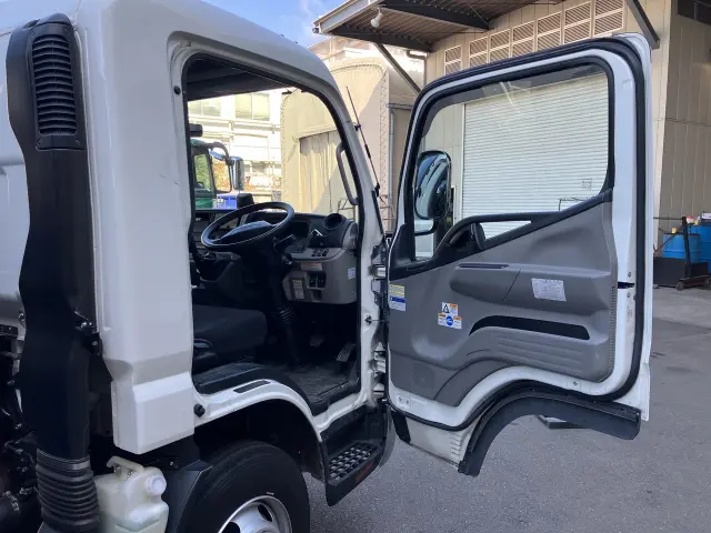 三菱 キャンター 2PG-FEB80の写真19