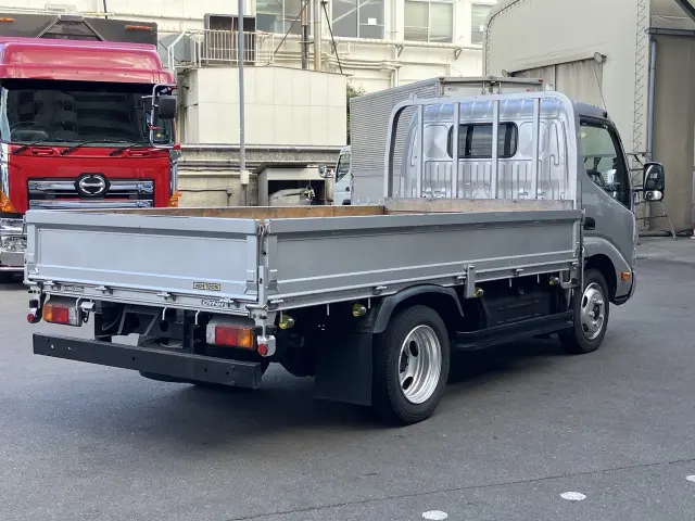 トヨタ ダイナ TPG-XZU645の写真2