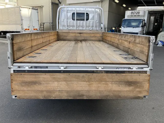 トヨタ ダイナ TPG-XZU645の写真3