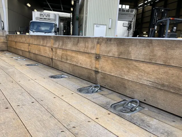 トヨタ ダイナ TPG-XZU645の写真15