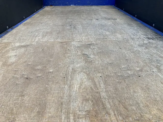 三菱 キャンター 2TG-FBA00の写真12