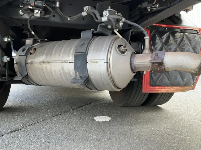 三菱 キャンター 2TG-FBA00の写真27