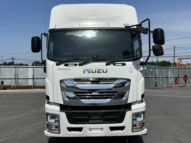 いすゞ ギガ 2PG-CYJ77Cの写真10