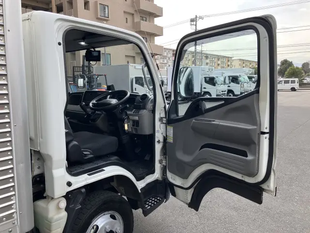 三菱 キャンター 2RG-FBA20の写真19