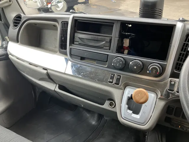 三菱 キャンター 2RG-FBA20の写真19