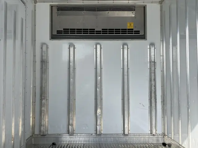 三菱 キャンター TPG-FBA20の写真17