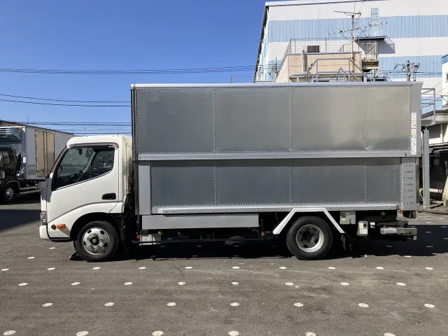 日野 デュトロ TKG-XZU650Mの写真5