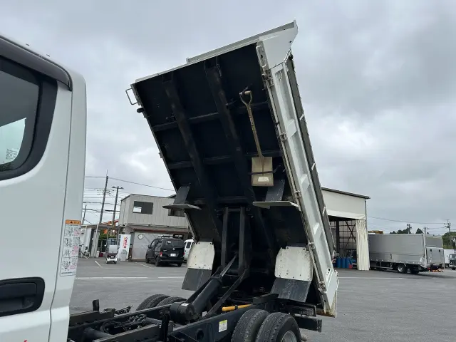 三菱 キャンター 2RG-FBA60の写真13