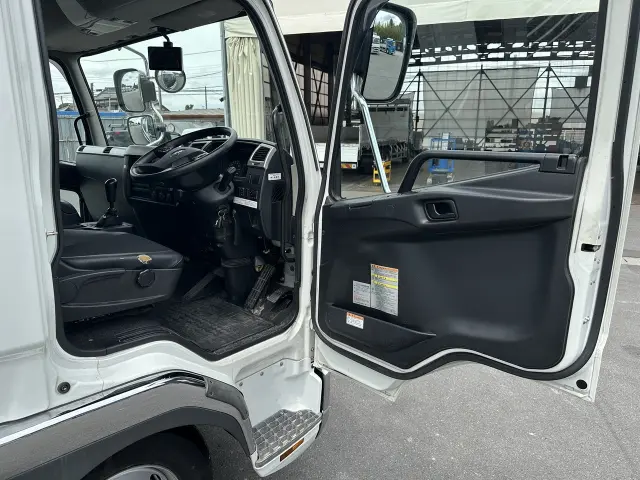 三菱 ファイター 2KG-FK62Fの写真20