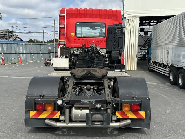 いすゞ ギガ QKG-EXD52BDの写真3