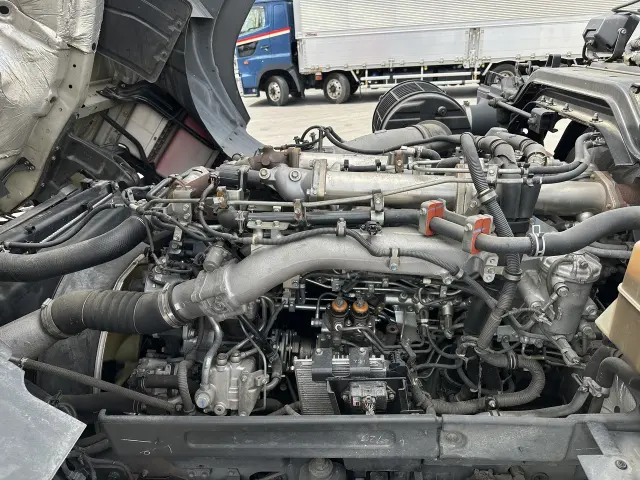 いすゞ ギガ QKG-EXD52BDの写真24