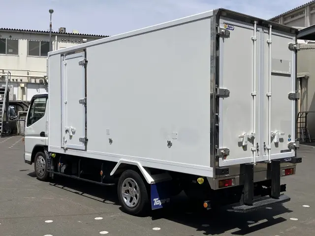 三菱 キャンター 2PG-FEAV0の写真5
