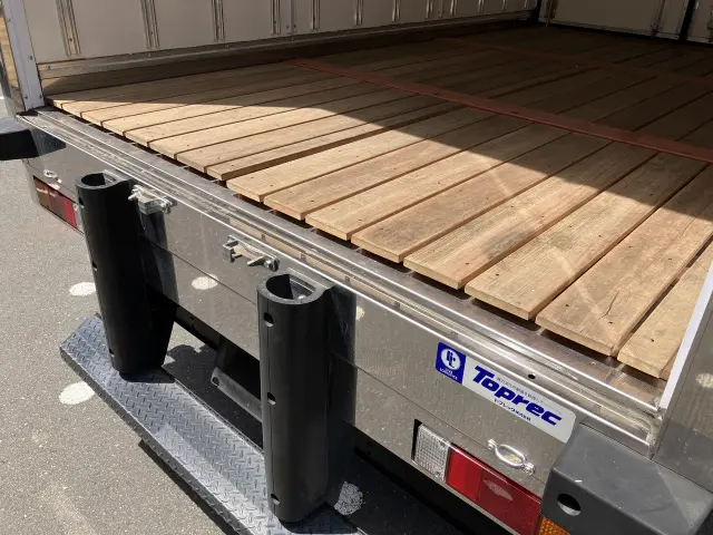 三菱 キャンター 2PG-FEAV0の写真20