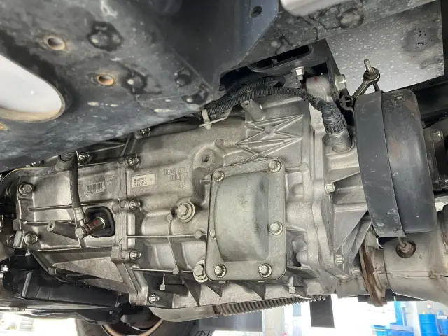 三菱 キャンター 2PG-FEAV0の写真26