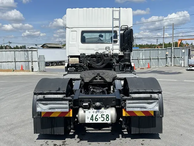 いすゞ ギガ 2PG-EK5DADの写真3