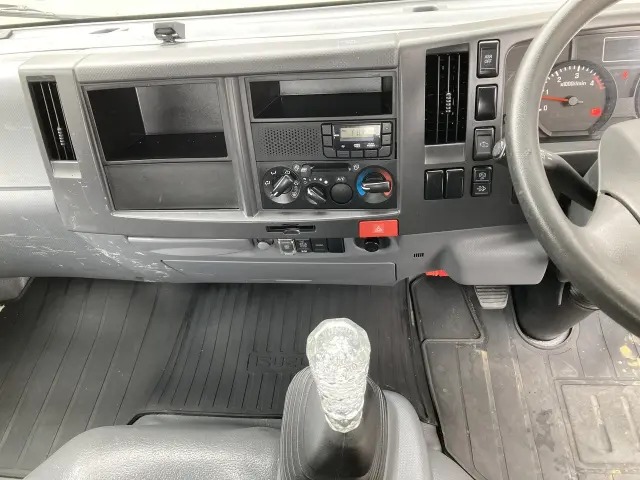 いすゞ エルフ TPG-NPR85ARの写真19