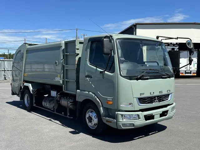 三菱 ファイター 2KG-FK71Fの写真9