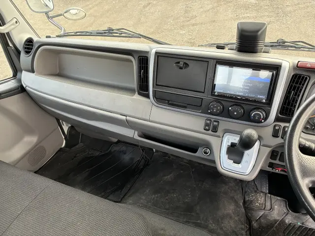 三菱 キャンター 2PG-FEB50の写真19